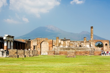 Ruins of ancient town Pompeii and Mt Vesuvius, Italyの写真素材