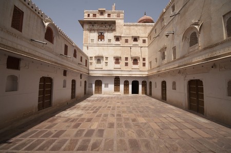 Courtyard inside Junagarh Fort, Bikaner, Rajasthan, Indiaの写真素材