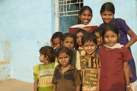 MANDU, MADHYA PRADESH, INDIA - NOVEMBER 19, 2008: Group of children in the hilltop town of Mandu in Madhya Pradesh, India.のeditorial素材