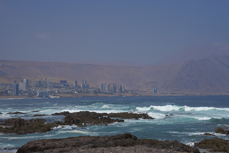 Coastline of the city of Iquique in the Tarapaca Region of northern Chile.の写真素材