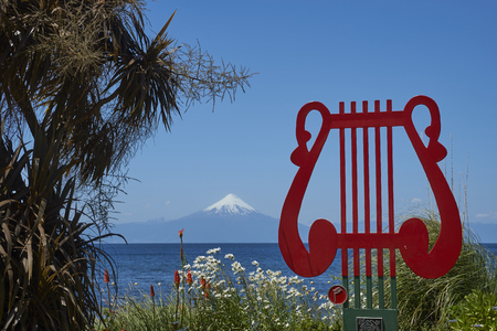 Frutillar, Los Lagos, Chile - January 24, 2018: Statue with a musical theme on the waterfront of Frutillar on the shore of Lake Llanquihue at Frutillar in the Lake District of southern Chile.のeditorial素材