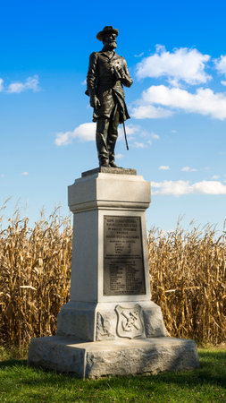 The monument to the 50th Pennsylvania Volunteer Infantry Regiment at Antietam National Battlefield, Sharpsburg, Maryland, USA.のeditorial素材