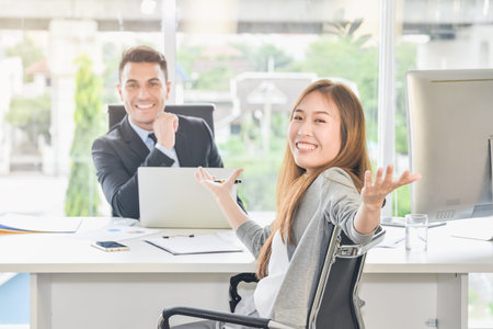 Business negotiations achieve the goals of the goals, and achieve great success.The negotiator turned and sent a signal of success Ready to express their emotions happy rejoice with the support teamの写真素材