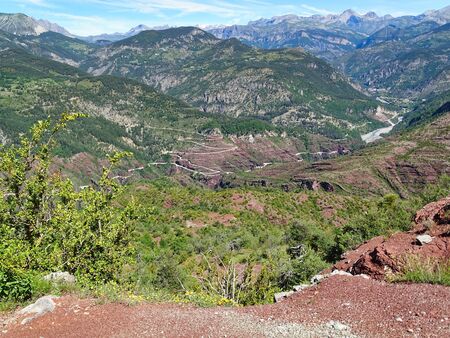The Gorges de Daluis in the French Provence is known not only for the red rocks. It simply lacks the space for the road and so change tunnels and bridges constantly.の写真素材