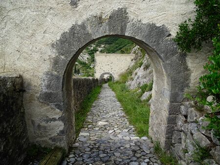 The place Entrevaux is located in the Alps of the French Provence. He is fondly visited for his great old town with the narrow streets, the citadel on the mountain and the famous path there.の写真素材