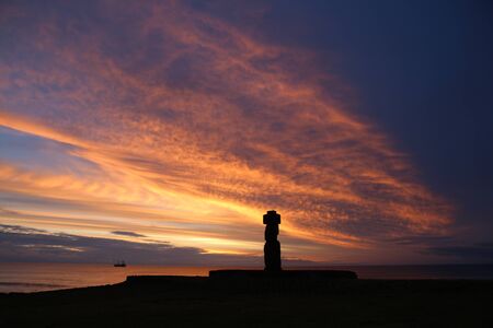 Moai at sunset, Easter Island, Rapa Nui, Polynesia, Chile, South Americaの写真素材