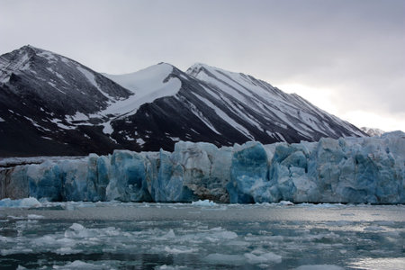Monacobreen glacier on the island of Spitsbergen