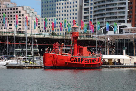 Carpentaria red Commonwealth lightship in Sydney Darling Harborのeditorial素材