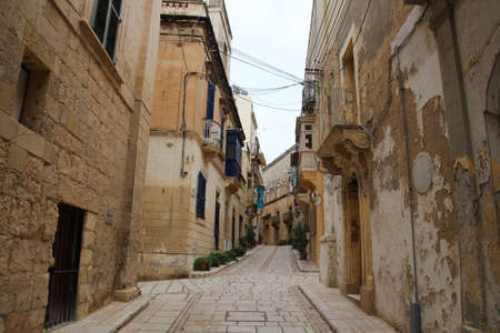 Romantic Street in Vittoriosa-Birgu, Maltaの写真素材