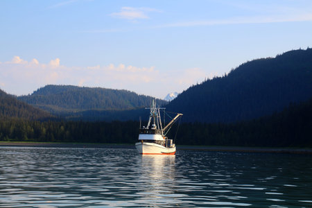 Shrimp cutters in William Henry Bay in the US state of Alaska