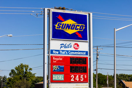 Ft. Wayne - Circa September 2016: Sunoco Retail Gasoline Location. Sunoco is a Subsidiary of Energy Transfer Partners IVのeditorial素材