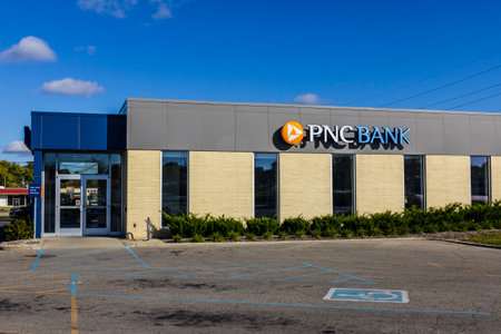 Anderson - Circa October 2016: PNC Bank Branch. PNC Financial Services offers Retail, Corporate and Mortgage Banking VIIのeditorial素材