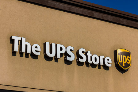 Kokomo - Circa November 2016: UPS Store Location. UPS is the World's Largest Package Delivery Company IIのeditorial素材