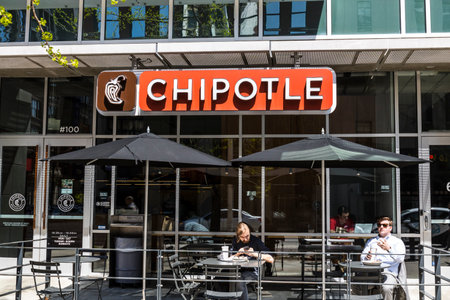 Indianapolis - Circa April 2017: Chipotle Mexican Grill Restaurant. Chipotle is a Chain of Burrito Fast-Food Restaurantsのeditorial素材