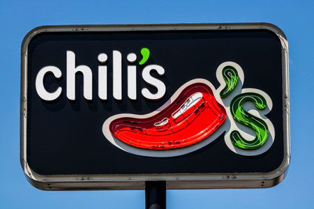 Ft. Wayne - Circa August 2017: Chili's Grill & Bar Casual Dining Restaurant. Chili's is known for its Baby Back Ribs VIのeditorial素材
