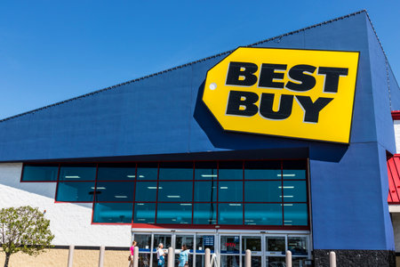 Ft. Wayne - Circa August 2017: Best Buy Retail Location. Best Buy sells a large array of brand-name electronics, computers, appliances & more IVのeditorial素材