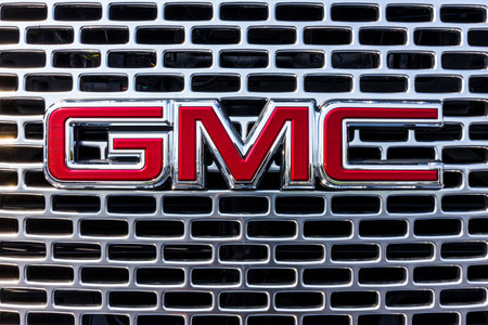Kokomo - Circa September 2017: GMC and Buick Truck and SUV dealership. GMC and Buick are divisions of GM Iのeditorial素材