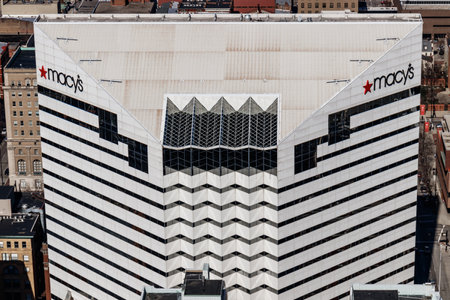 Cincinnati - Circa February 2019: Macy's Corporate Headquarters. Macys plans to continue closing stores in 2019 Iのeditorial素材