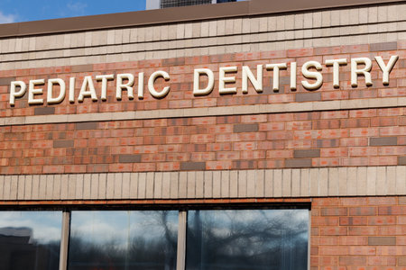 Pediatric Dentistry office exterior Iのeditorial素材
