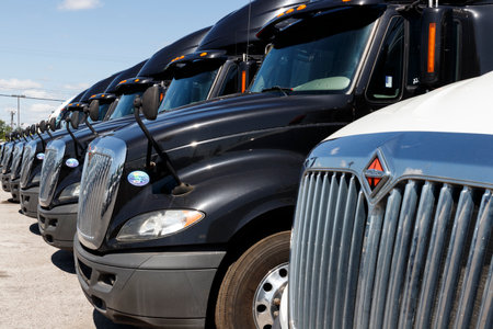 Ft. Wayne - Circa August 2019: International Semi Tractor Trailer Trucks Lined up for Sale. International is owned by Navistar IXのeditorial素材