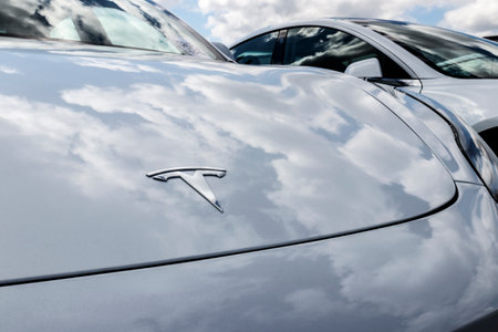Indianapolis - Circa September 2019: Tesla electric vehicles awaiting preparation for sale. Tesla EV Model 3, S and X are a key to a cleaner and greener environment XIIIのeditorial素材