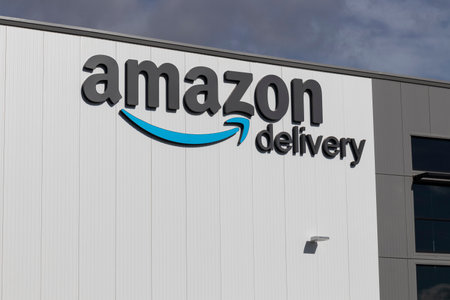 Ft. Wayne - Circa November 2020: Amazon.com delivery Center. Amazon is the Largest Internet-Based Retailer in the US and celebrates Prime Day.のeditorial素材