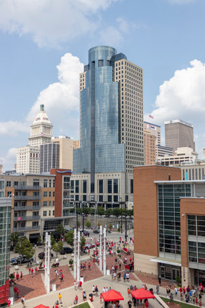 Cincinnati - Circa August 2021: Cincinnati downtown skyline including the Scripps Center, Fourth and Vine Tower, Fifth Third Center, and the US Bank tower.のeditorial素材