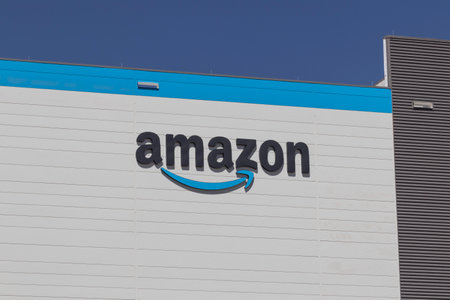 Albuquerque - Circa September 2021: Amazon.com ABQ1 Fulfillment Center. Amazon is the Largest Internet-Based Retailer in the US and celebrates Prime Day.のeditorial素材
