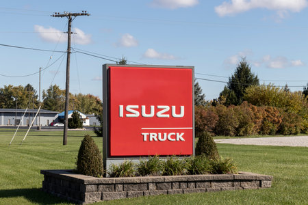 Muncie - Circa November 2021: Isuzu Motors truck dealership. Isuzu is a Japanese commercial vehicle and diesel engine manufacturer.のeditorial素材