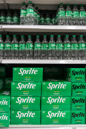 Indianapolis - Circa January 2023: Sprite display. Sprite is a product of Coca-Cola, and are among the best selling soda pop drinks in the US.のeditorial素材