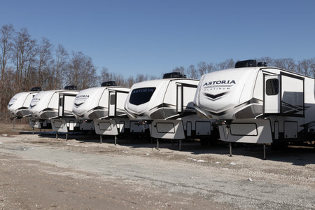 Russiaville - Circa February 2023: Astoria Turnkey Fifth Wheel RV display. Astoria is a division of Dutchmen RV and Thor Industries.のeditorial素材
