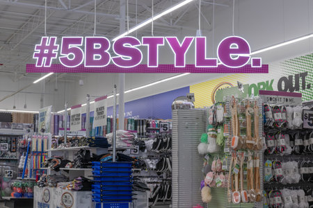 Brownsburg - June 24, 2023: Five Below Retail Store. Five Below is a chain that sells products that cost up to 5 dollars.のeditorial素材