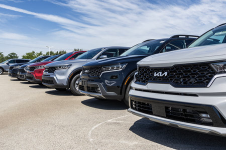 Fishers - August 13, 2023: Kia Car, SUV and EV dealership. Kia offers the Sportage, Telluride, Sorento and Niro EV.のeditorial素材