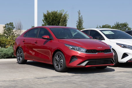 Indianapolis - August 25, 2024: Kia Forte LXS display at a dealership. Kia offers the Forte with a 2.0L Multi Point Injection 4-Cylinder engine. MY:2024のeditorial素材