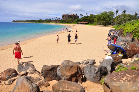 Beautiful ocean beach along west Maui s famous Kaanapali beach  Molokai is visible in the distance のeditorial素材