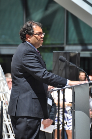 Calgary mayor Naheed Nenshi speaking at the opening of the Bow Tower and the dedication of the installation of the new art piece by Jaume Plensa at the Bow Tower in Calgary Albertaのeditorial素材