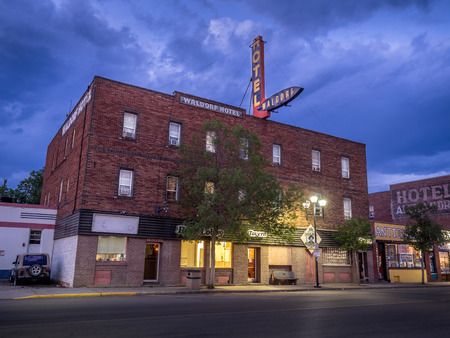 Old building at night in Drumheller, Alberta Canada.のeditorial素材