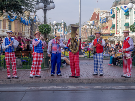 ANAHEIM, CALIFORNIA - FEBRUARY 14: A six piece band on Main Street USA at the Disneyland Park on February 14, 2016 in Anaheim, California. Disneyland is Walt Disney's original theme parkのeditorial素材