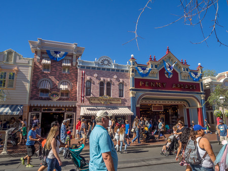 ANAHEIM, CALIFORNIA - FEBRUARY 15: Tourists enjoy Main Street USA at the Disneyland Park on February 15, 2016 in Anaheim, California. Disneyland is Walt Disney's original theme park.のeditorial素材