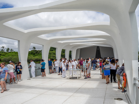 OAHU, HI - AUG 5, 2016: The USS Arizona Memorial on August 5, 2016 in Pearl Harbor, USA. Memorial marks resting place of sailors and Marines who died when the USS Arizona was sunk by Japan.のeditorial素材
