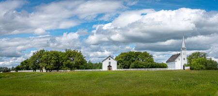 The church and rectory of Saint Antoine de Padoue in Batoche, Saskatchewanのeditorial素材