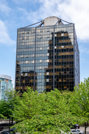 Vancouver, British Columbia - May 27, 2023: Views of the landmark Qube building in Vancouver's downtown.のeditorial素材