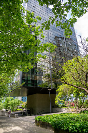 Vancouver, British Columbia - May 27, 2023: Views of the landmark Qube building in Vancouver's downtown.のeditorial素材