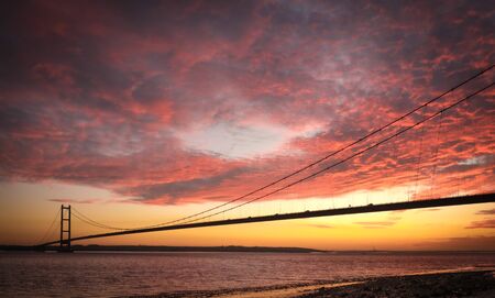 Humber Bridge at Sunset from Hessle Foreshoreの写真素材