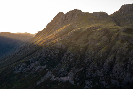Heather by a Stone Wall, Langdale, Lake District, Englandの写真素材
