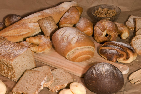picture of different kinds of salt and sweet cereals