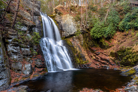 Bushkill waterfall at foll time in Poconos , PAの写真素材
