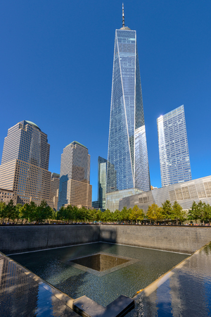 NEW YORK - USA - OCTOBER 19, 2017- People near freedom tower and 9-11 memorialのeditorial素材