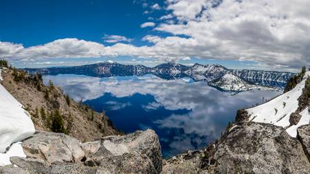 Crater Lake National Park - Oregonの写真素材