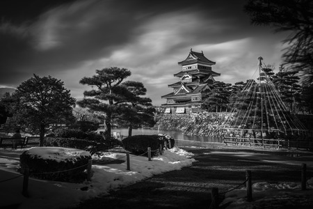 Matsumoto Castle, also known as the "Crow Castle" is a Japanese National Treasure. Matsumoto Castle is a flatland castle built in 1593, it is one of the few remaining original castles in Japanのeditorial素材